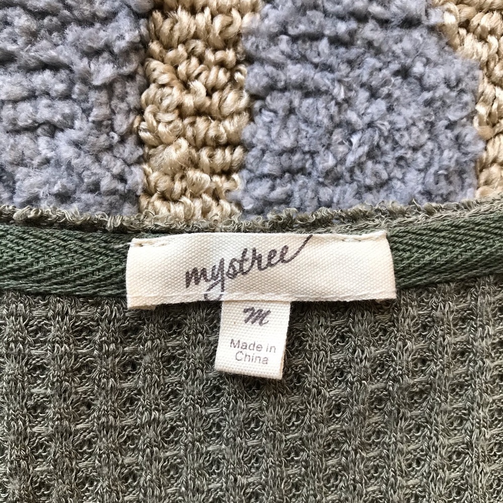 Knit Tank - Picture 7 of 7